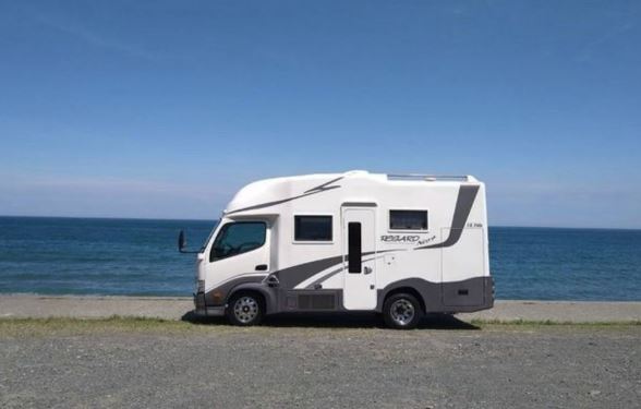 キャンピングカーレンタル販売GLOW