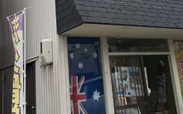 Pilgrimages Luggage storage service