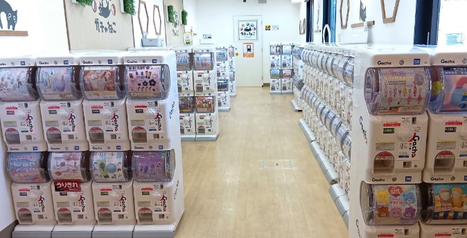 ガチャねこ ガチャ専門店 in 新大阪