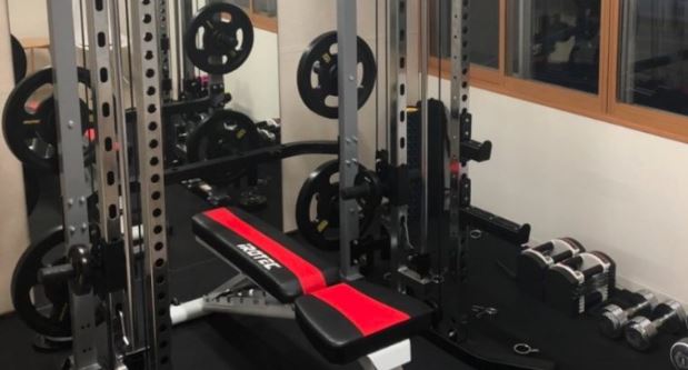 パーソナルジムLIFE+